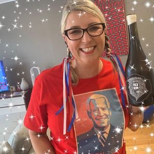 Meet your Posher, Sharon